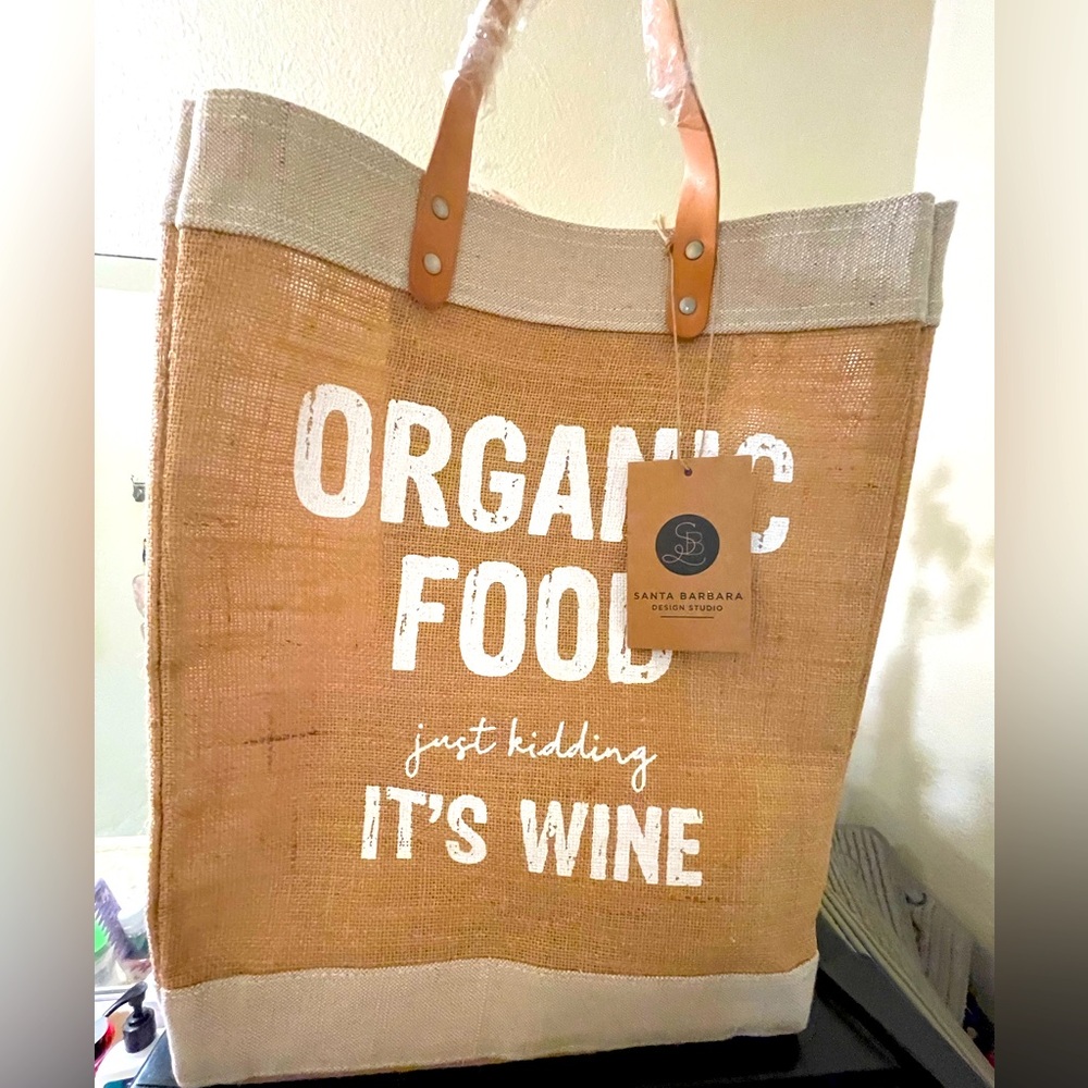 NWT Santa Barbara big shopping bag , carry tote bag  14 x 18 x 8